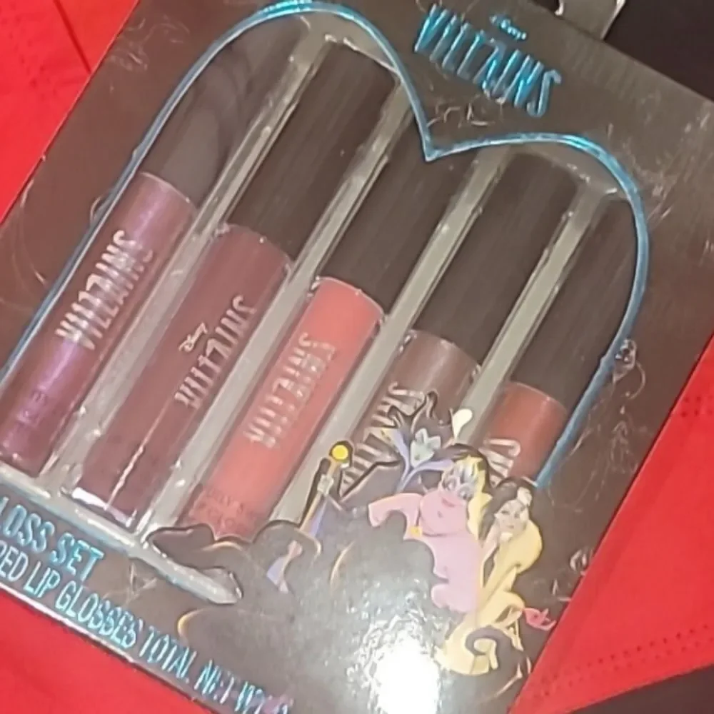 Taste Beauty Disney The Villians Lip Gloss Set‎